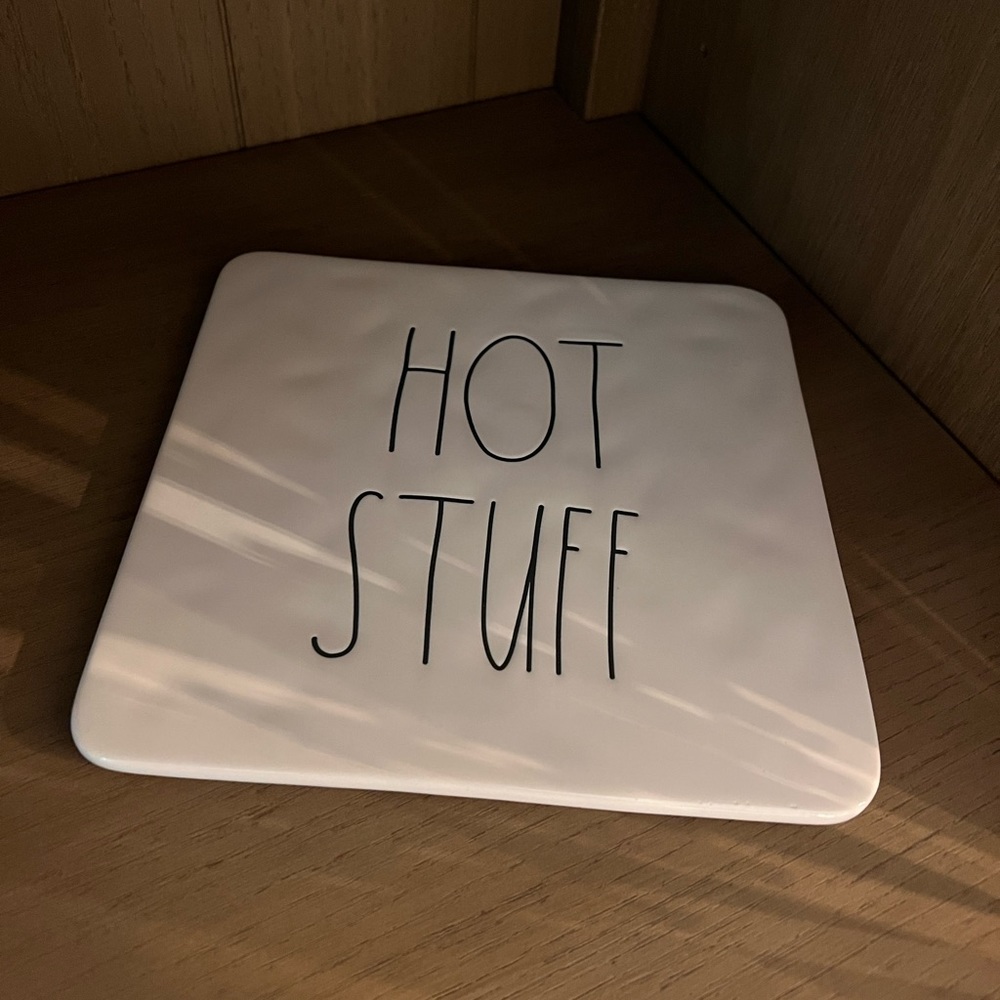 Rae Dunn Trivet